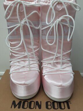 Icon Pearly pink satin Moon Boots